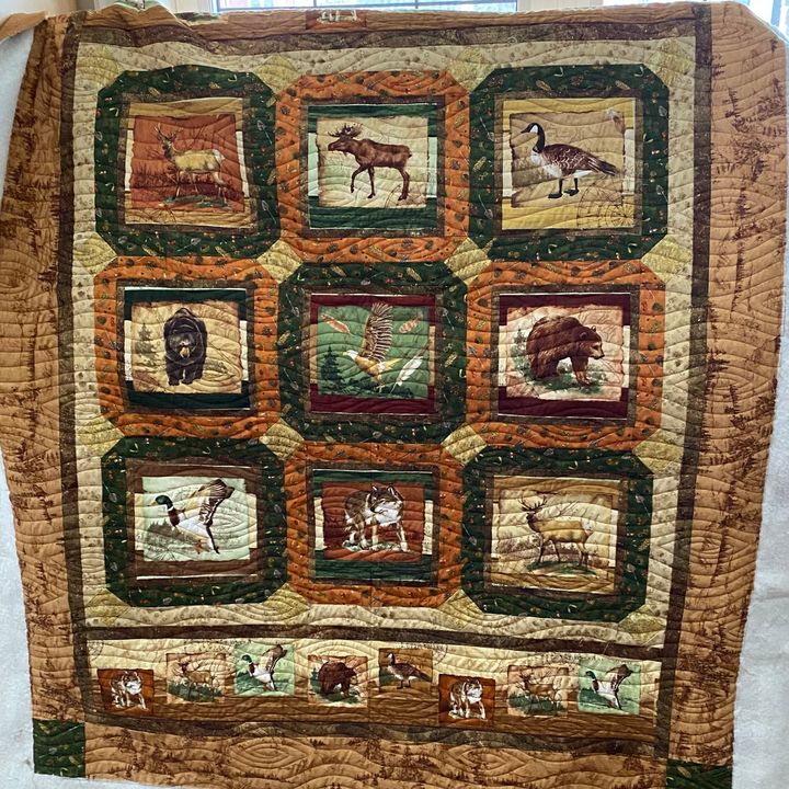 Medium Glide thread was used to quilt Tamarack on this quilt.
#kqs #kawarthaquiltingandsewing #Gammillquilting #longarmquilting #glidethread #habanddash #hobbsbatting