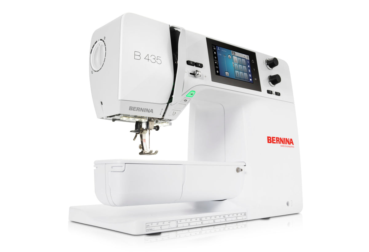 BERNINA 435 angled view of touchscreen and needle area