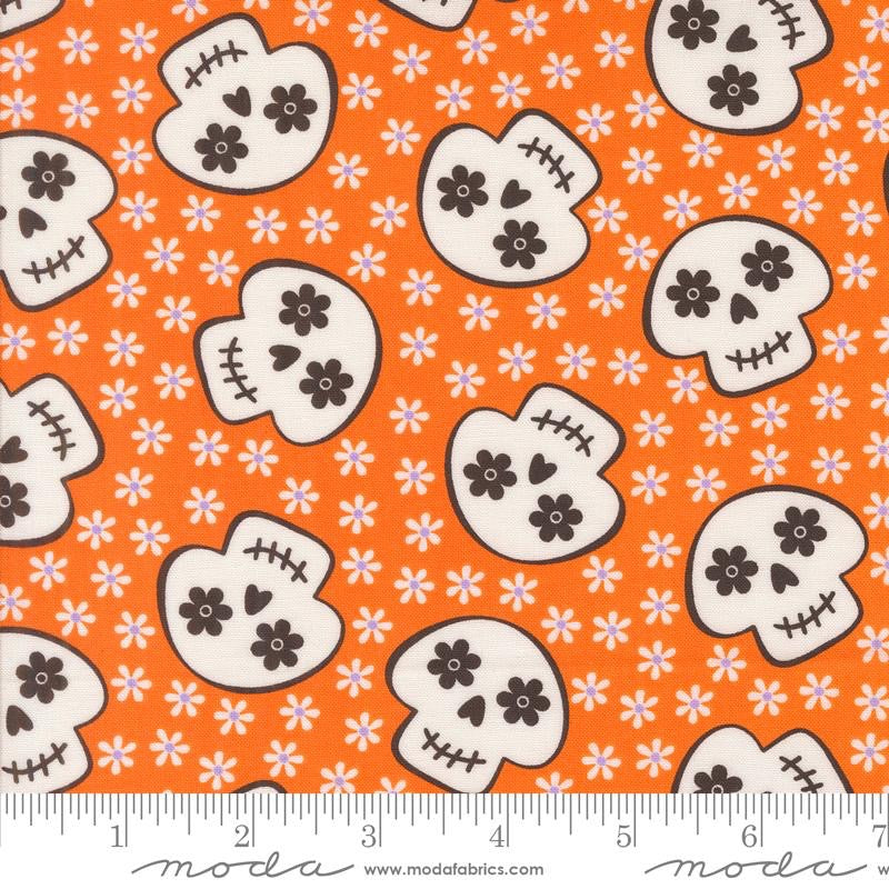 Fab Boo Lous - Pumpkin - 522483-18 - 44" Wide - Moda