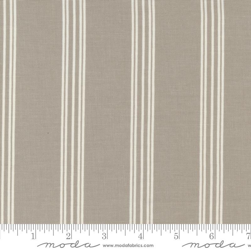 Seaglass Summer - Sandstone - 543184-16 - 44" Wide - Moda
