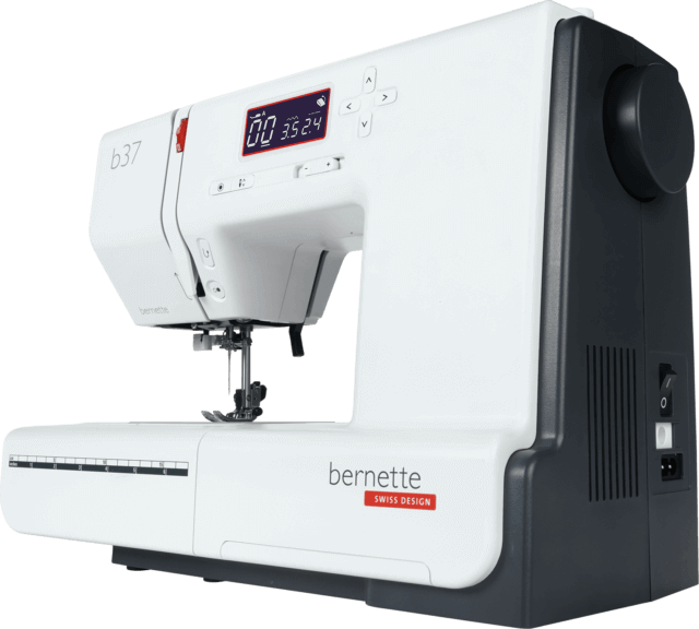 bernette 37 — right-front three-quarter view